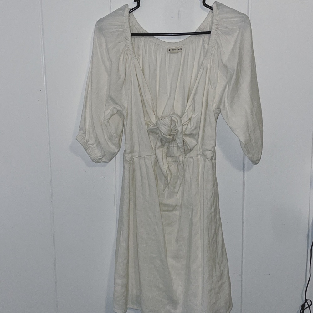 Billabong tie in front dress